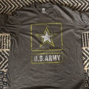 Men’s Army tee